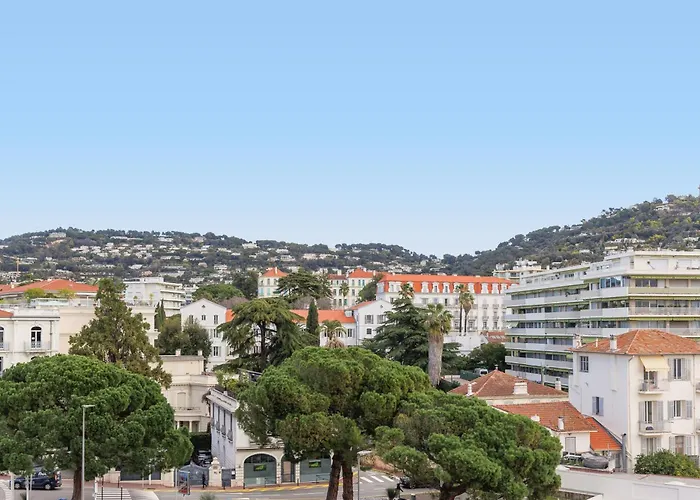 Romy Yourhosthelper شقة